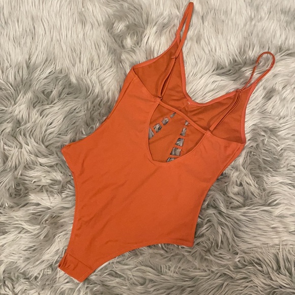 BETTY JADE SWIMSUIT SMALL - Picture 3 of 9